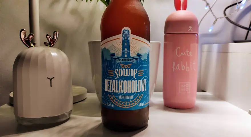 Szukasz idealne piwo na wesele? Oto bezalkoholowe piwo "Sowie" z motywem latarni morskiej. Idealne dla wszystkich gości!